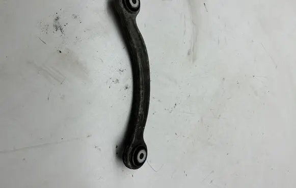 Mercedes-Benz C W205 Rear control arm 20409
