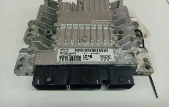 Ford Focus Engine control unit/module 5WS40607BT