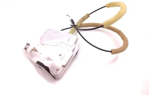 Mazda 2 Front door lock