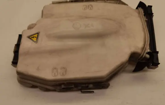 BMW X1 E84 Fuse box cover 7544575 58650910