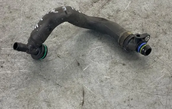 Volkswagen Golf VII Vacuum line/pipe/hose 04E103474