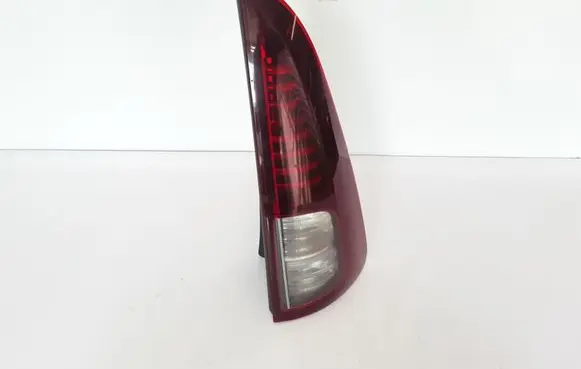 Renault Espace - Grand espace IV Rear/tail lights 8200394724