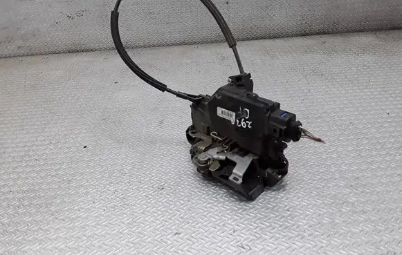 Seat Altea Front door lock 3D1837016