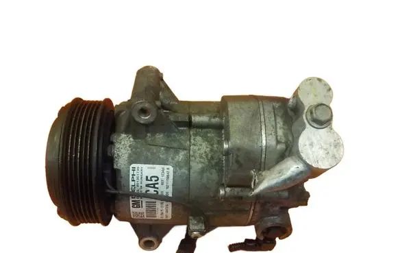Opel Insignia A Air conditioning (A/C) compressor (pump) 13347315