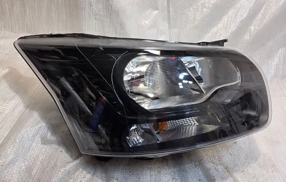 Ford Transit Headlight/headlamp BK3113W029B