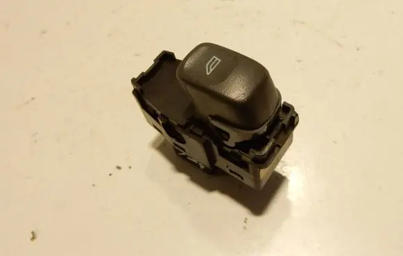 Volvo S60 Electric window control switch 9472275 534