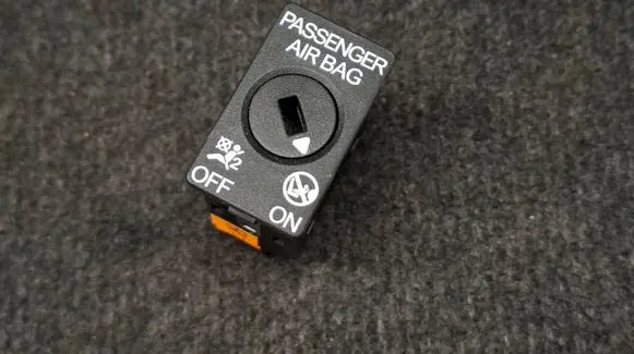 Volkswagen PASSAT B8 Passenger airbag on/off switch 5Q0919237