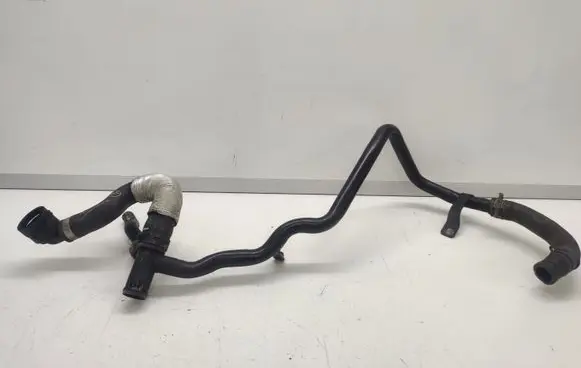 Volkswagen PASSAT B8 Engine coolant pipe/hose 5Q0122073AL