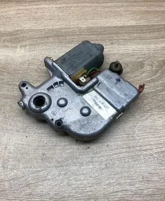 Volkswagen PASSAT B4 Sunroof motor/actuator 357877795 0130821812