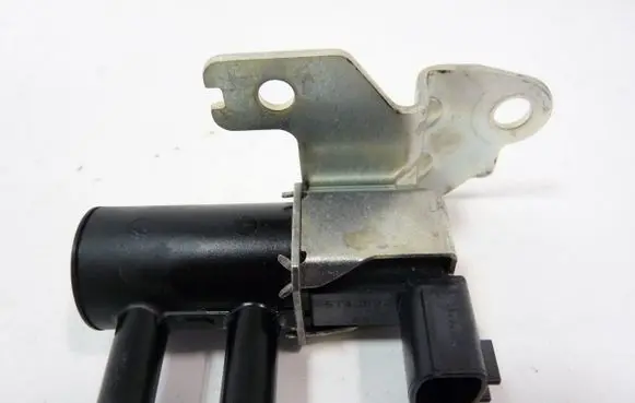 Subaru Levorg Turbo solenoid valve K5T48592