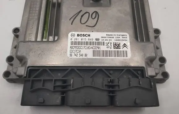Peugeot 208 I Engine control unit/module 0281015849 9666729680 9674254080