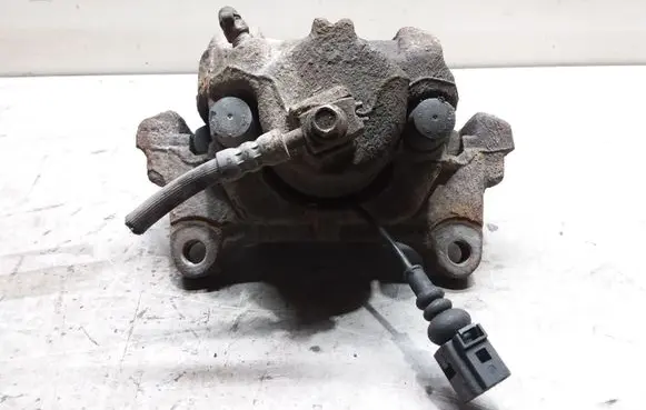 Volkswagen Tiguan Front brake caliper