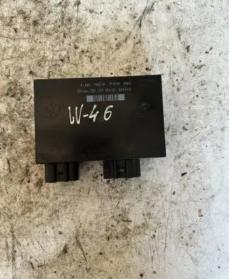 Volkswagen Golf IV Central body control module 1j0959799ah 5dk007954-51