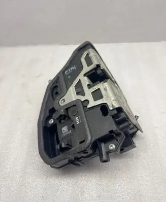 BMW 3 E90 E91 Front door lock 7059968