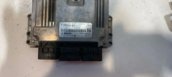 Ford Fiesta Engine control unit/module 0281018938 BV2112A650XC