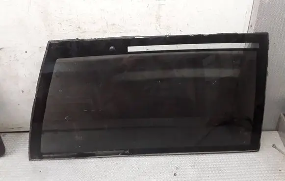 Opel Monterey Rear windscreen/windshield window 