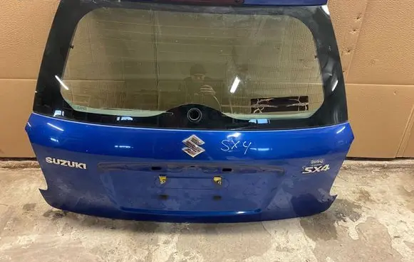 Suzuki SX4 Tailgate/trunk/boot lid