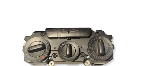 Volkswagen Touran I Climate control unit 