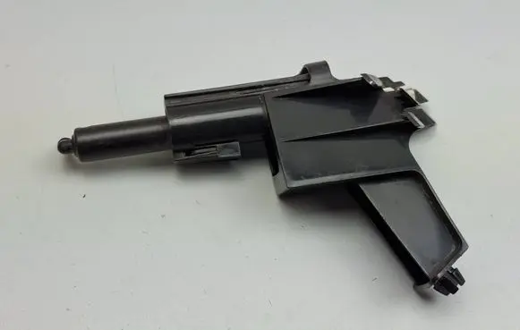 Headlight washer spray nozzle