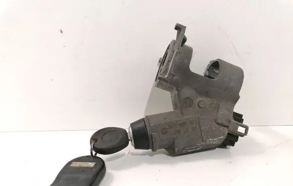 Volkswagen PASSAT B4 Ignition lock 357905751