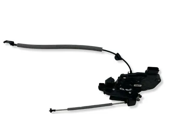 Volvo XC60 Front door lock 30799307