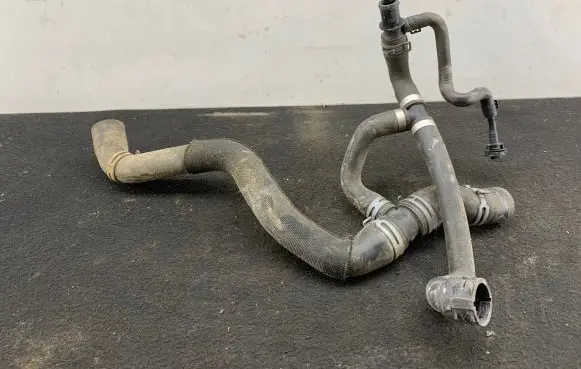 Audi A6 S6 C7 4G Engine coolant pipe/hose 4G0122055D PXR147188