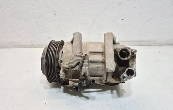 Nissan Rogue Air conditioning (A/C) compressor (pump) 926004BB2A