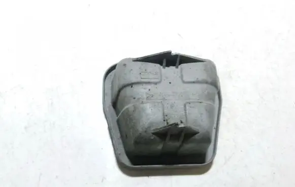 Headlight/headlamp dust cover