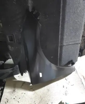 Opel Corsa E Fender 13434577