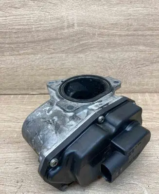 Volkswagen PASSAT B6 EGR valve VASV29007935