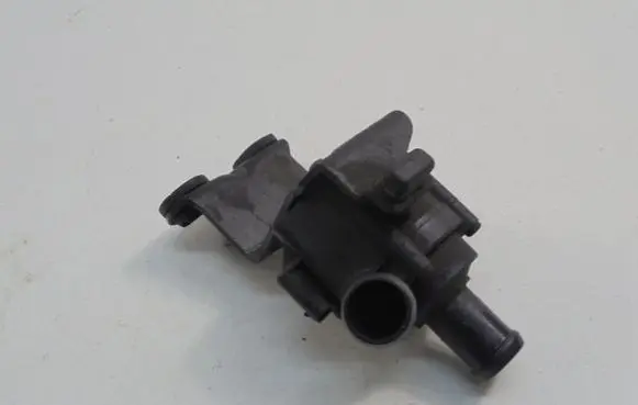 Ford Mondeo MK I Electric auxiliary coolant/water pump DS7G8C419CB