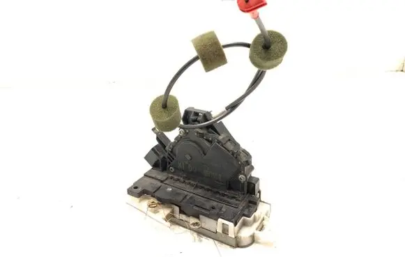 Ford Mondeo Mk III Front door lock 2S4A-A21813-FB