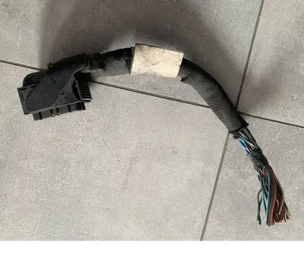 Iveco Daily 3rd gen Engine installation wiring loom 504257094