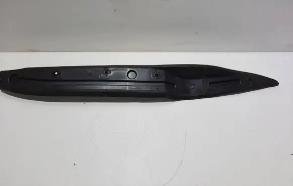 Fender end trim