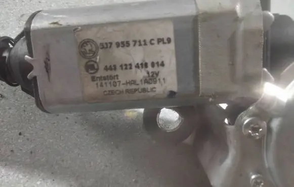 Skoda Superb B6 (3T) Rear window wiper motor 5J7955711C 141107 443122418014