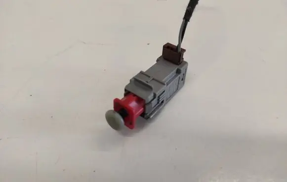 Clutch pedal sensor