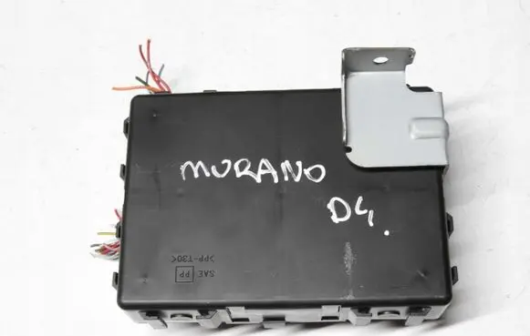 Nissan Murano Z50 Relay mounting block 284B1CC00A
