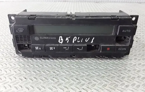 Volkswagen PASSAT B5.5 Climate control unit