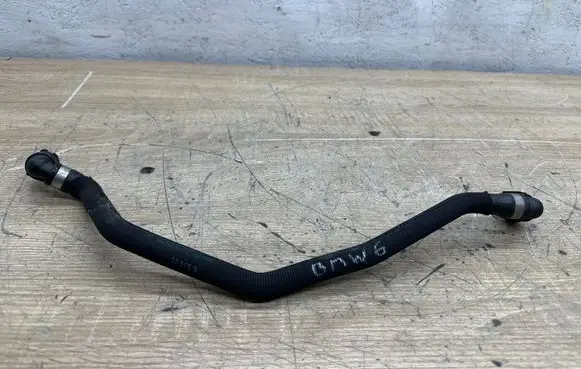 BMW 6 F06 Gran coupe Engine coolant pipe/hose 154768