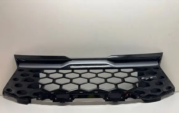 KIA Sportage Front bumper upper radiator grill 86351R2CA0 86350R2CA0