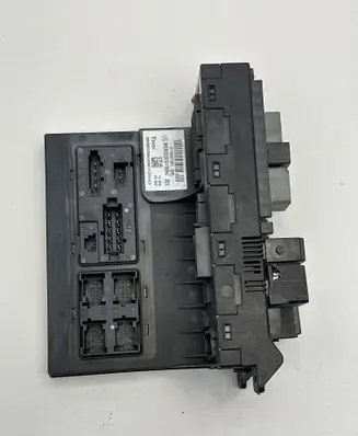 Mercedes-Benz E W211 Fuse module 2115457101