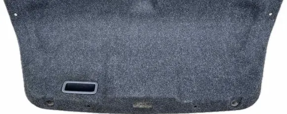Tailgate trim