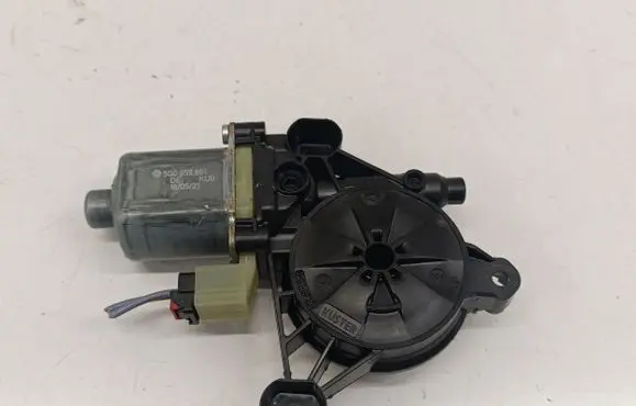 Audi A3 8Y Rear door window regulator motor 5Q0959801
