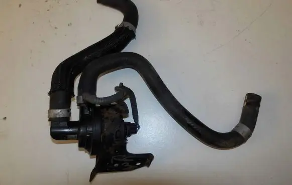 Toyota RAV 4 (XA40) Electric auxiliary coolant/water pump 0641001301