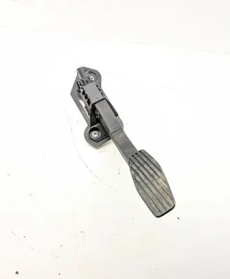 Chevrolet Tahoe Accelerator throttle pedal 84024307