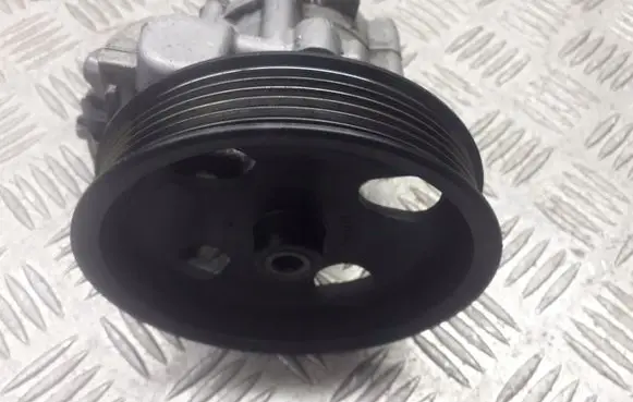 Alfa Romeo 147 Power steering pump