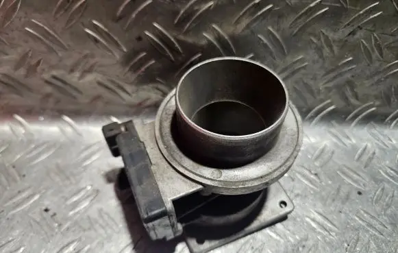 Audi A6 S6 C4 4A Mass air flow meter 054133471 AFH5001B
