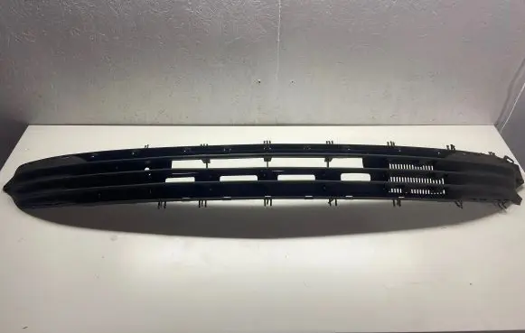Opel Corsa C Front bumper lower grill 09116134 468348511