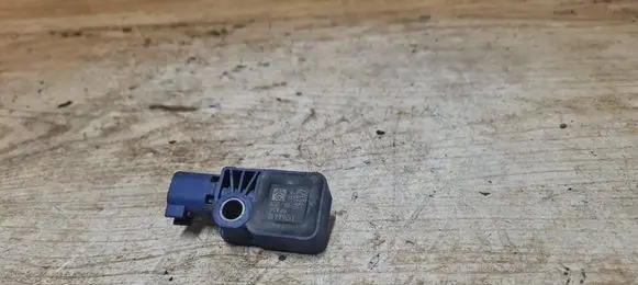 Volvo C30 Airbag deployment crash/impact sensor 31264410