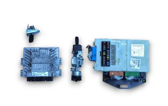 Ford Mondeo MK IV Engine ECU kit and lock set 5WS40595E-T 7G91-12A650-UE